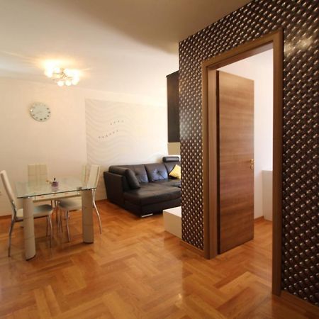 Macadamia Apartment With Garage Parking Split Ngoại thất bức ảnh
