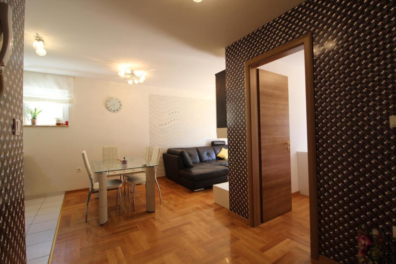 Macadamia Apartment With Garage Parking Split Ngoại thất bức ảnh